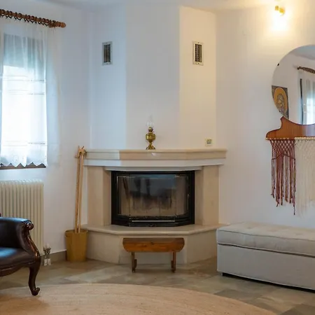 Postmans Under Meteora